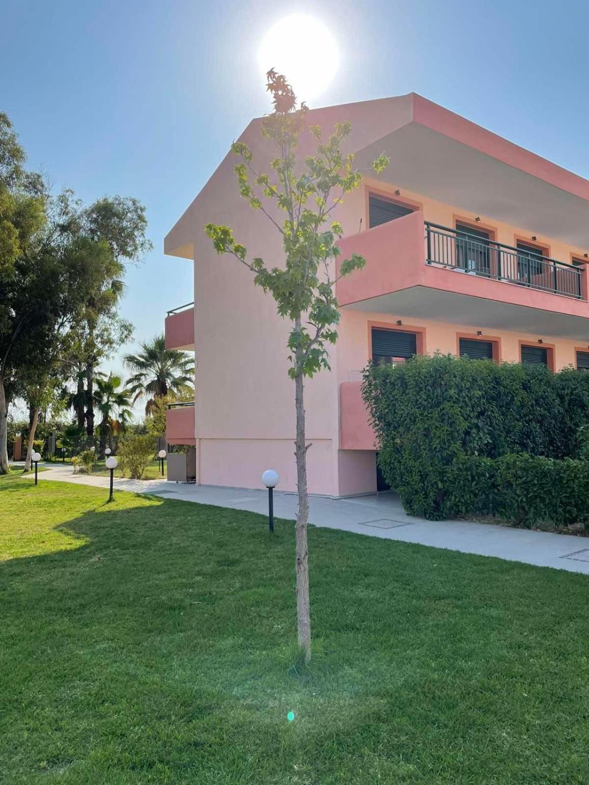 Stefania Sun Apartments Nikiti  Bagian luar foto